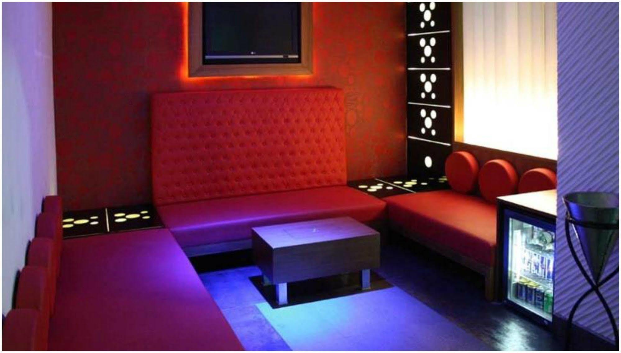 Ramee Guestline Hotel Juhu Mumbai Exteriör bild