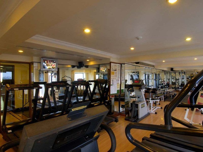 Ramee Guestline Hotel Juhu Mumbai Exteriör bild